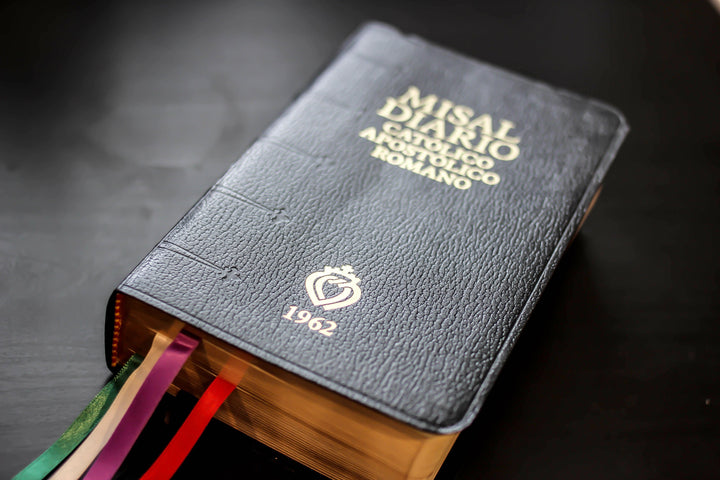 Latin Spanish Missal